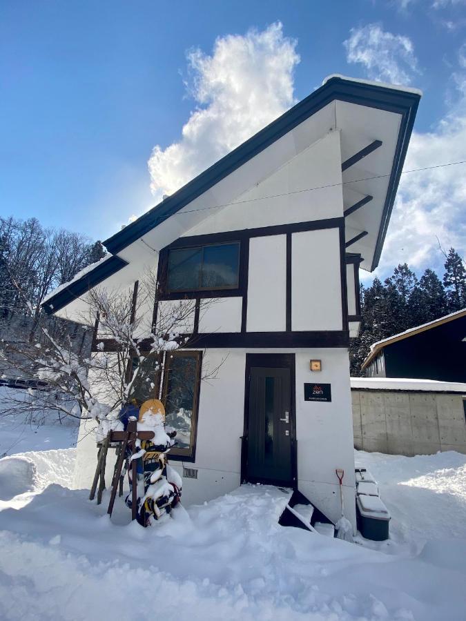 Zen Chalets Hakuba Eksteriør billede